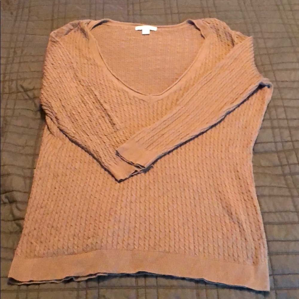Ladies v neck New York and Co. sweater